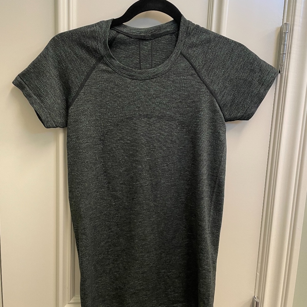 Lululemon Swiftly Tech Short Sleeve Green/Grey